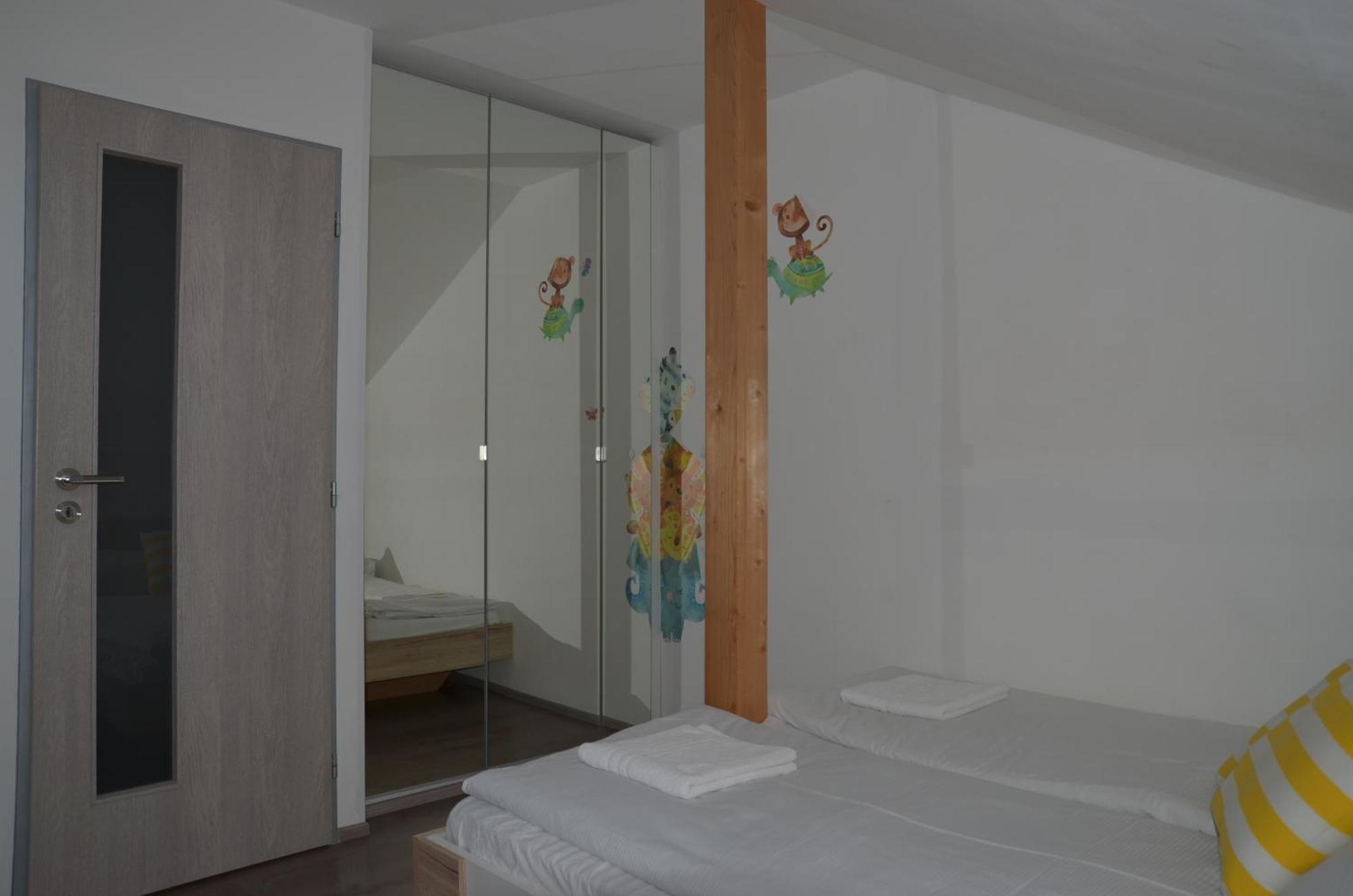 Apartmány Marco Polo Lednice Exterior foto